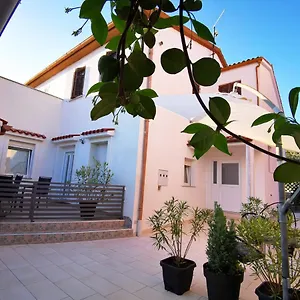 https://apartment-dante-fazana.in-istria.net