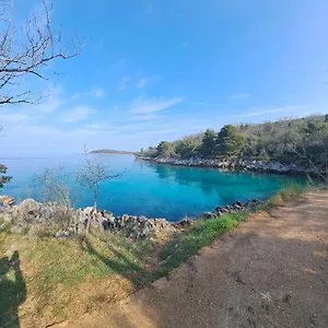 https://apartmani-toti-3-dvosobni-apartmani-70m2.primorje-gorskikotar.com